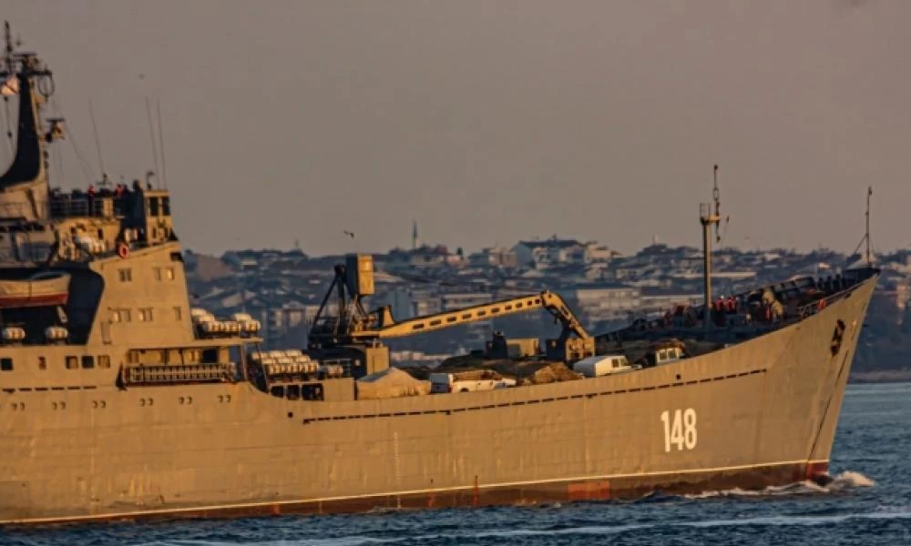 To ρωσικό αποβατικό πλοίο "Orsk" κατευθύνεται προς την Συρία